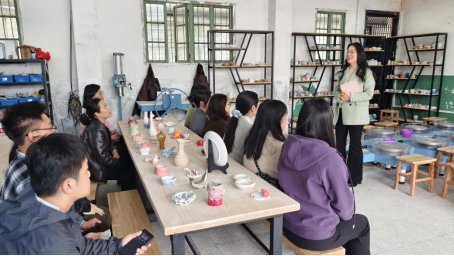 充分展示雅乐文艺辅导员工作室美育实践